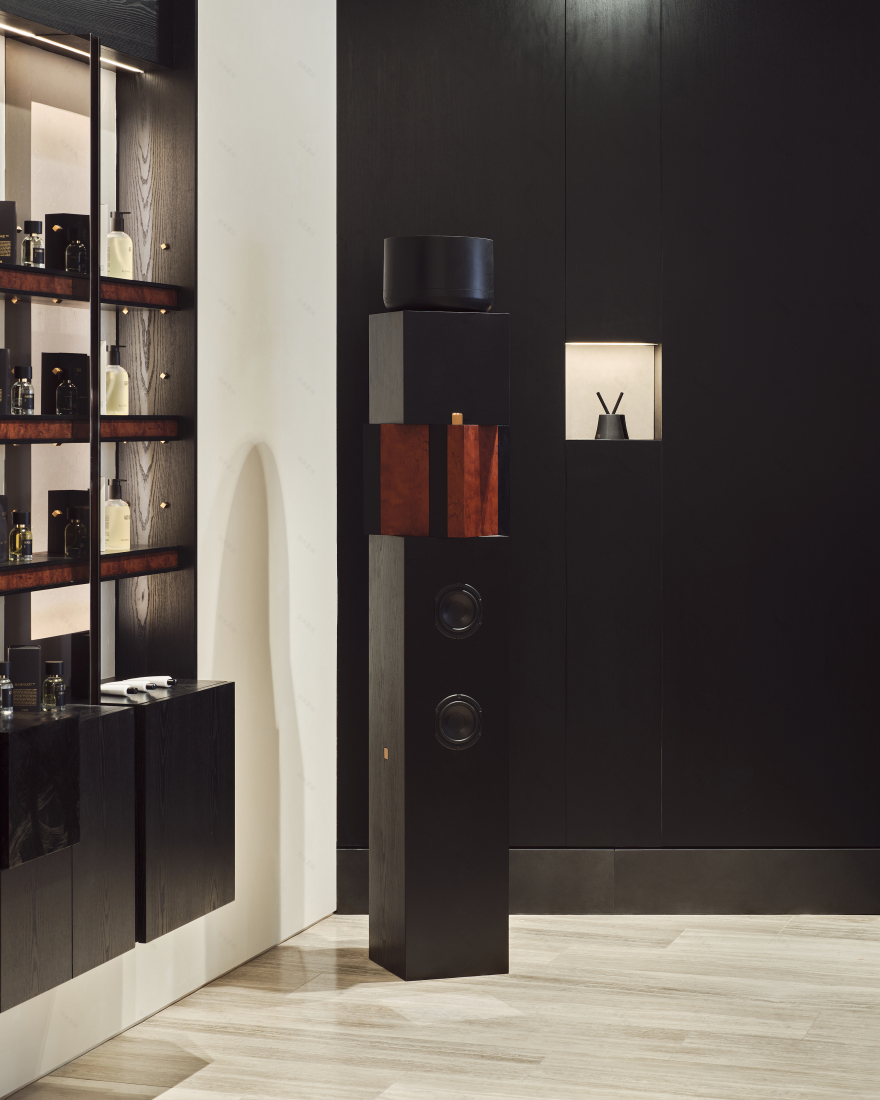 ELOREA Flagship Store,-41