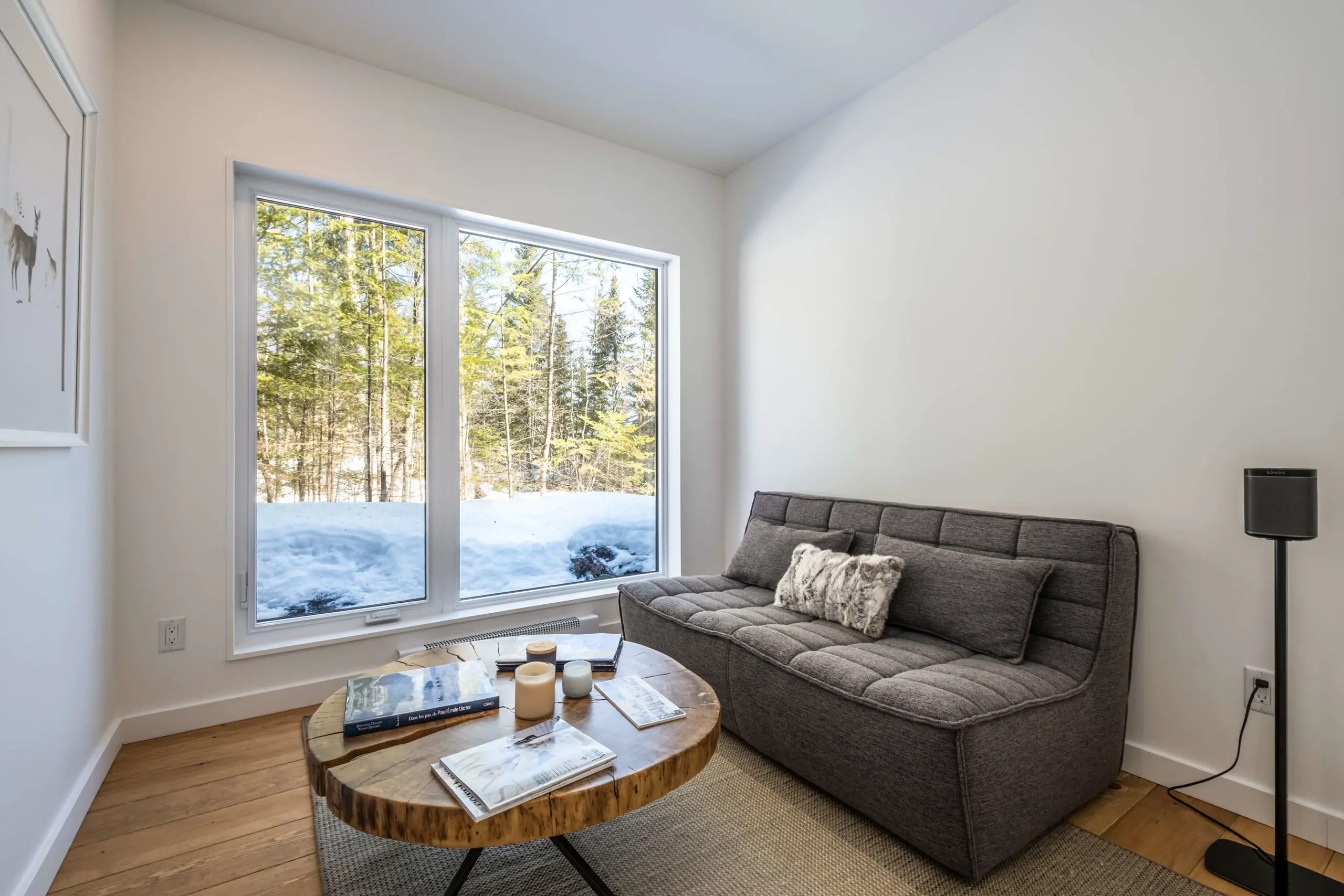 融入自然的现代木玻璃住宅设计-10