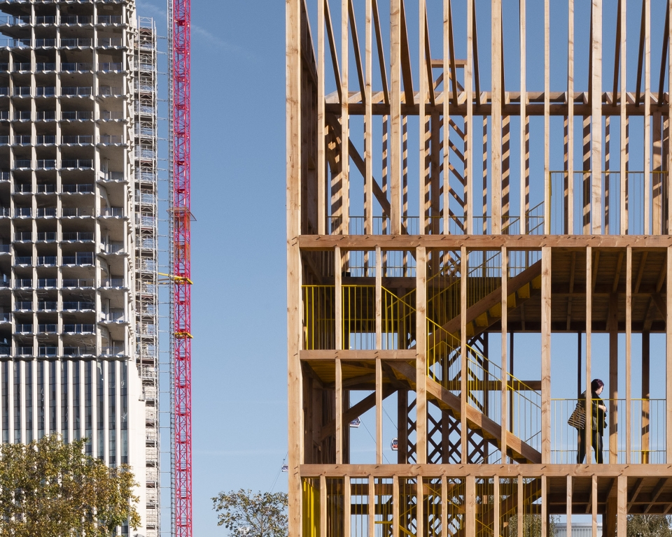 33 展馆空间 | 木构观景平台的多功能社区中心-27