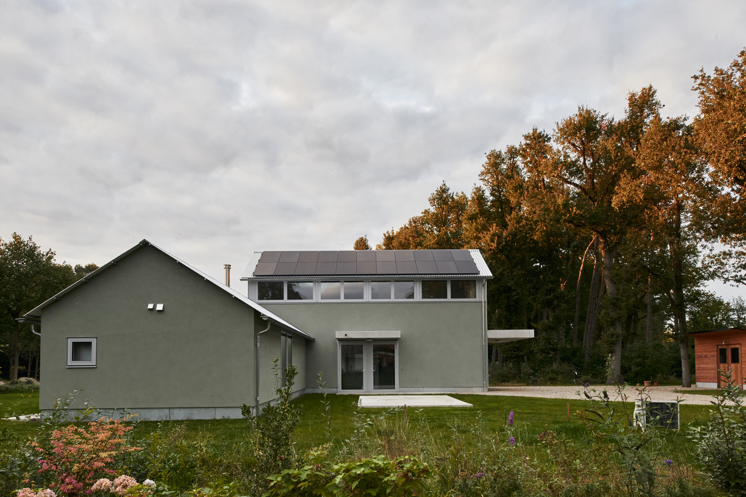 荷兰 Enschede 的绿色别墅丨Groothuijse de Boer architecten-15