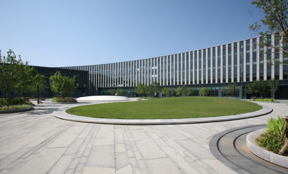 沈阳材料科学国家研究中心生长之园丨中国沈阳丨R land北京源树景观规划设计事务所等-20