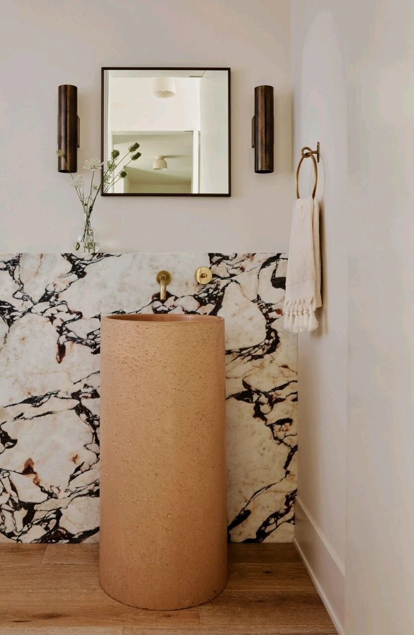 复兴堂；复兴之家（具体含义需根据语境确定，此处复兴可指宗教复兴、文化复兴等方面，house可理解为场所，如教堂等宗教场所或者其他特定的组织场所等） 丨美国密歇根丨SSS Design工作室-46