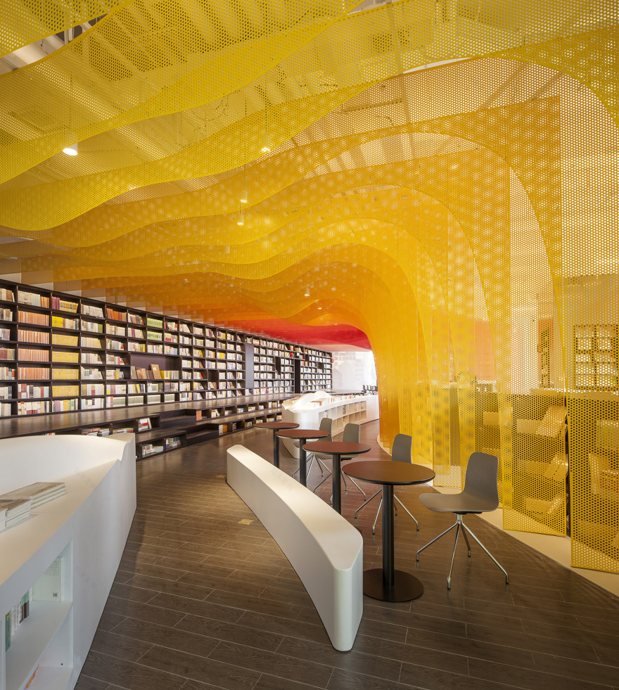 金属彩虹里的书店——苏州钟书阁 / 俞挺-Wutopia Lab-102