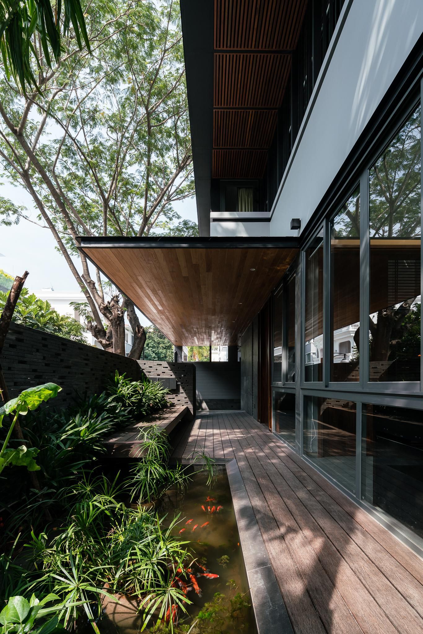 绿意盎然的城市绿洲 · Canopy Villa 度假屋设计-3