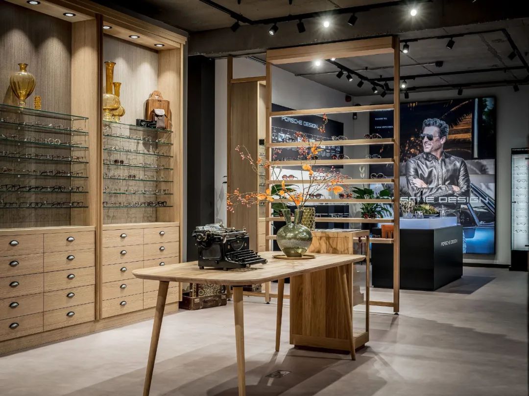 Optiek van den Bosch 眼镜店设计丨比利时丨WSB-3