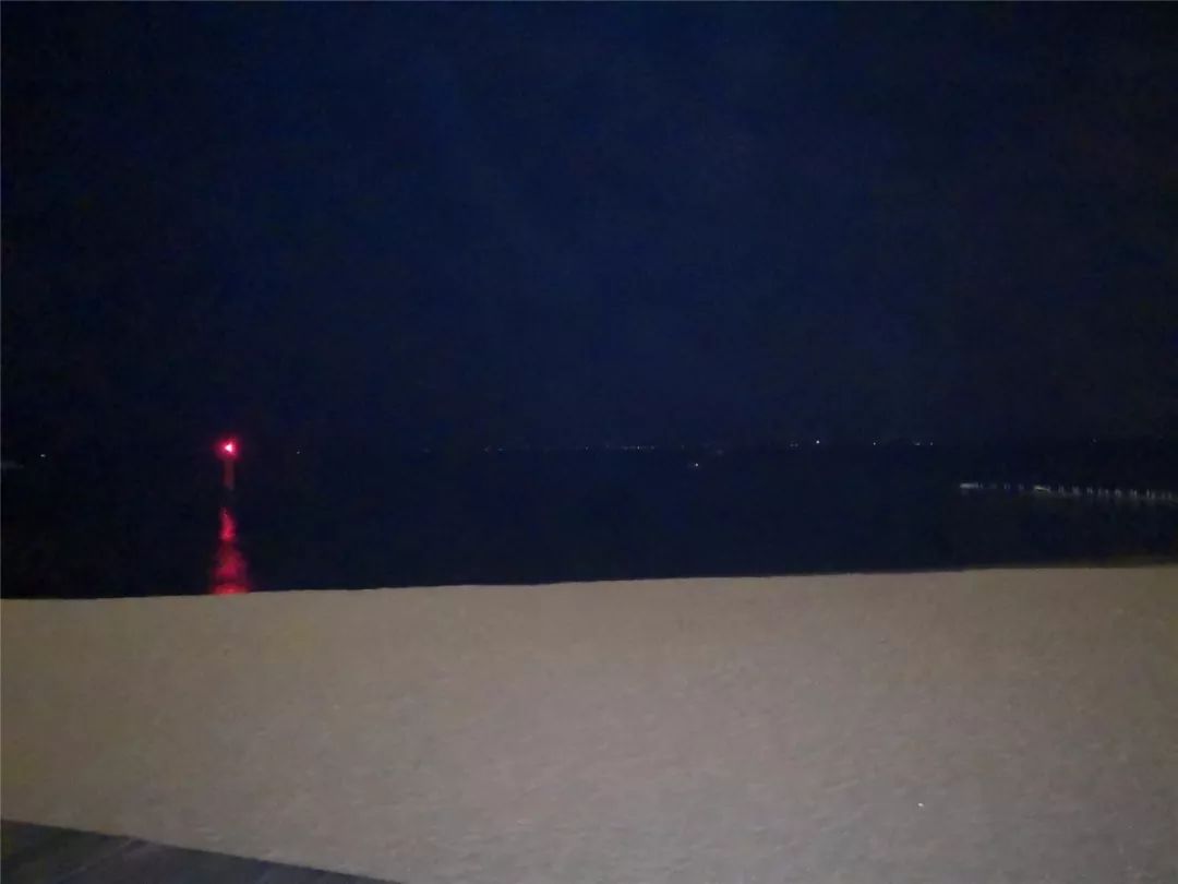 海景房的雕塑艺术与室内设计-76