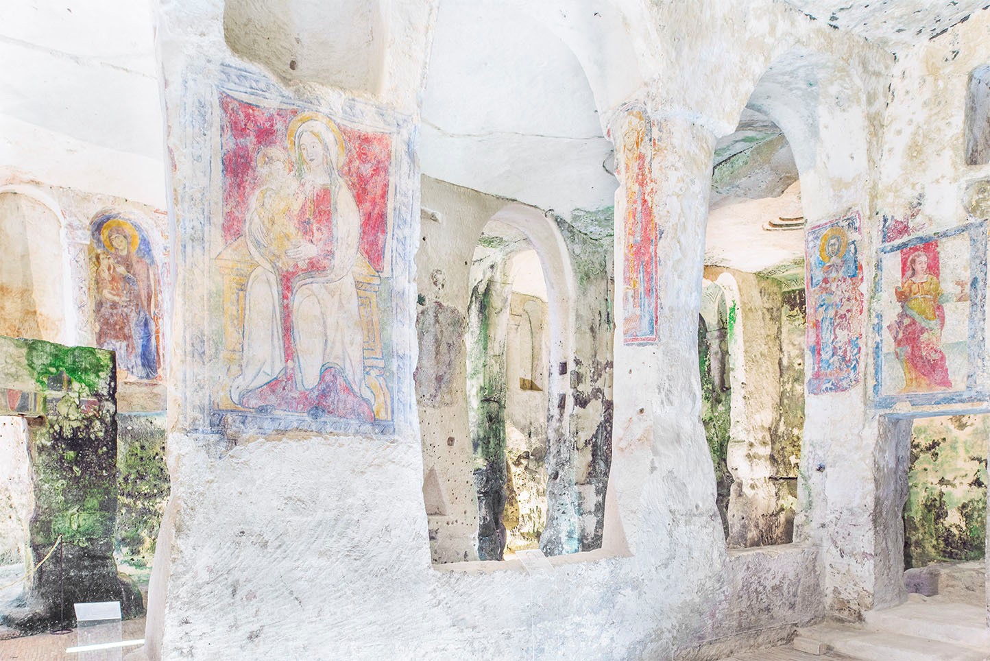 马泰拉洞穴之城-26