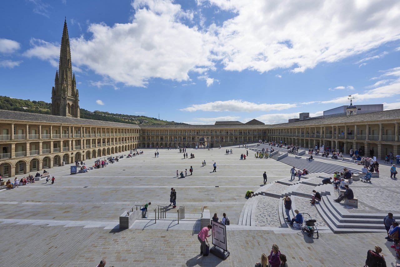 英国哈利法克斯 Piece Hall 广场 · 历史建筑的现代复兴-34