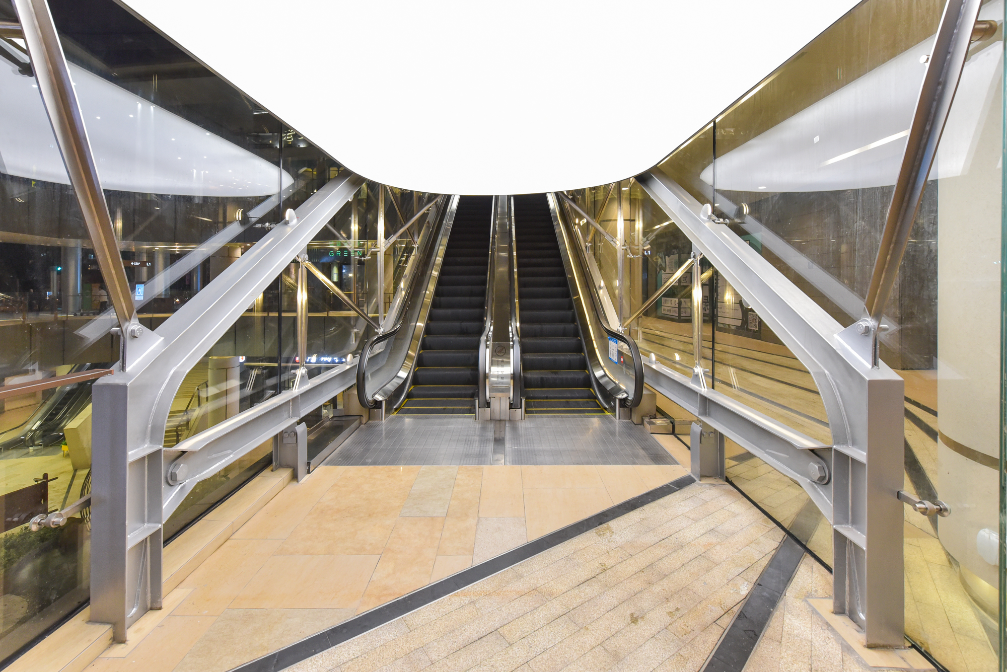 "克制展示"之美 | Joints Pavilion I-43