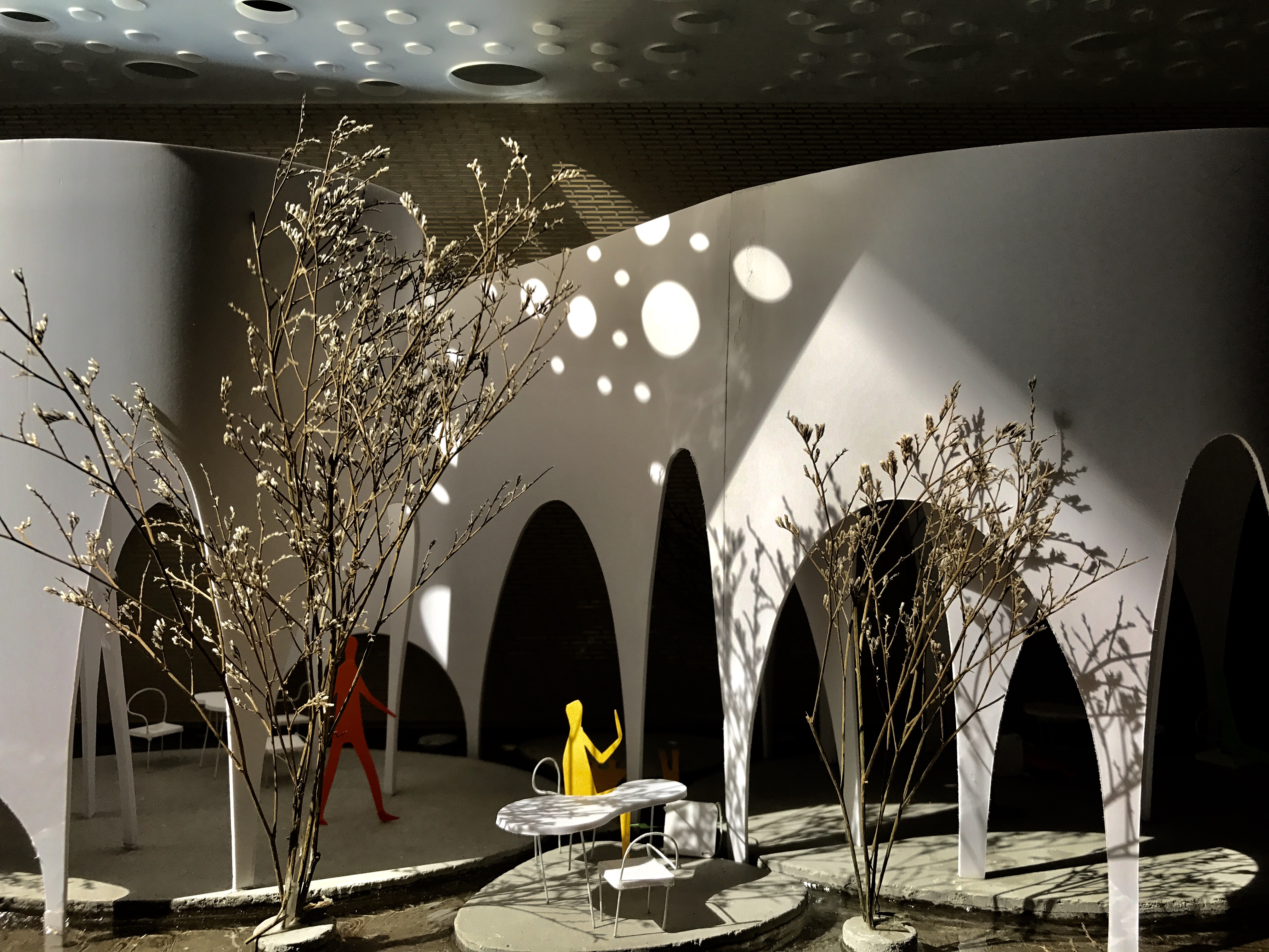 释放；解放；使自由（free的现在分词形式） 丨越南丨23o5studio-35