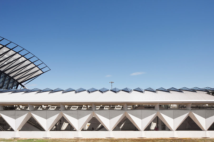 圣埃克苏佩里站丨法国里昂丨Santiago Calatrava-15