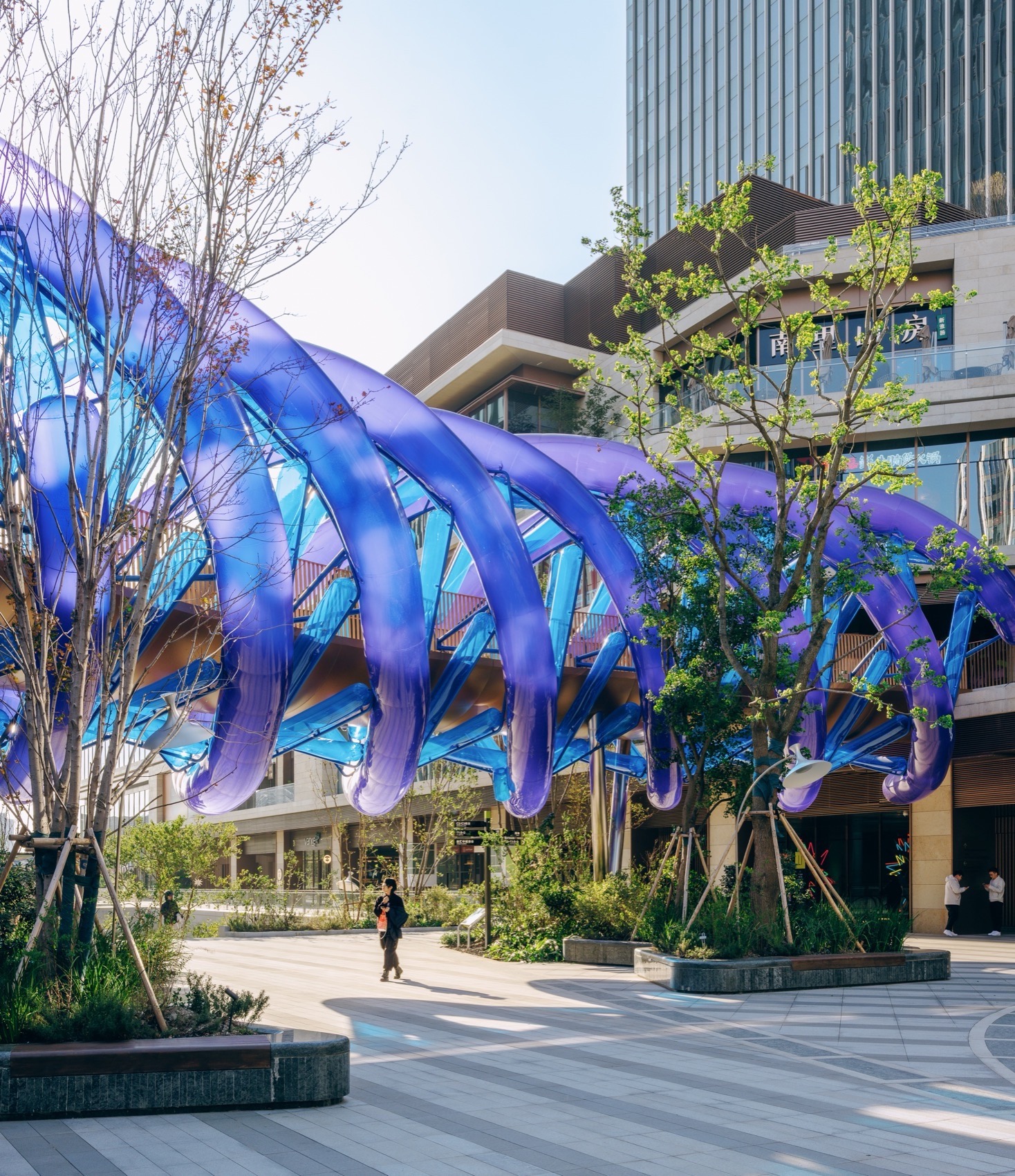 旋膜廊桥和六角金星丨中国上海丨众建筑（旋膜廊桥）,众建筑&友谊万岁（六角金星）-122