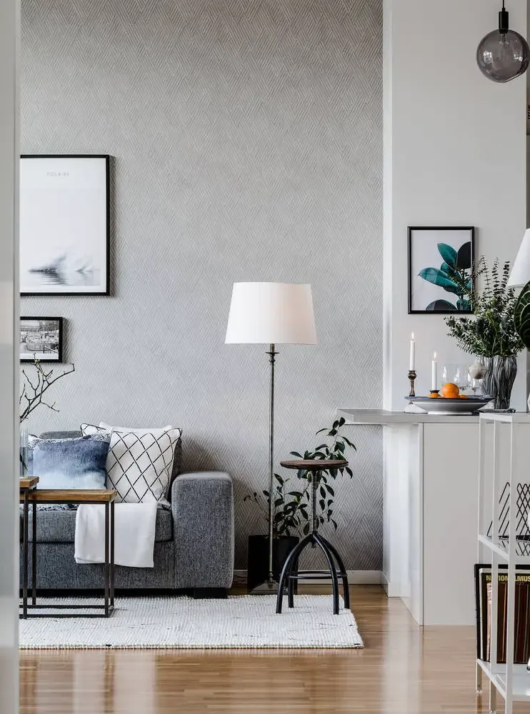 阁楼公寓的灰色魅力 | 超高天花板打造独特空间-7