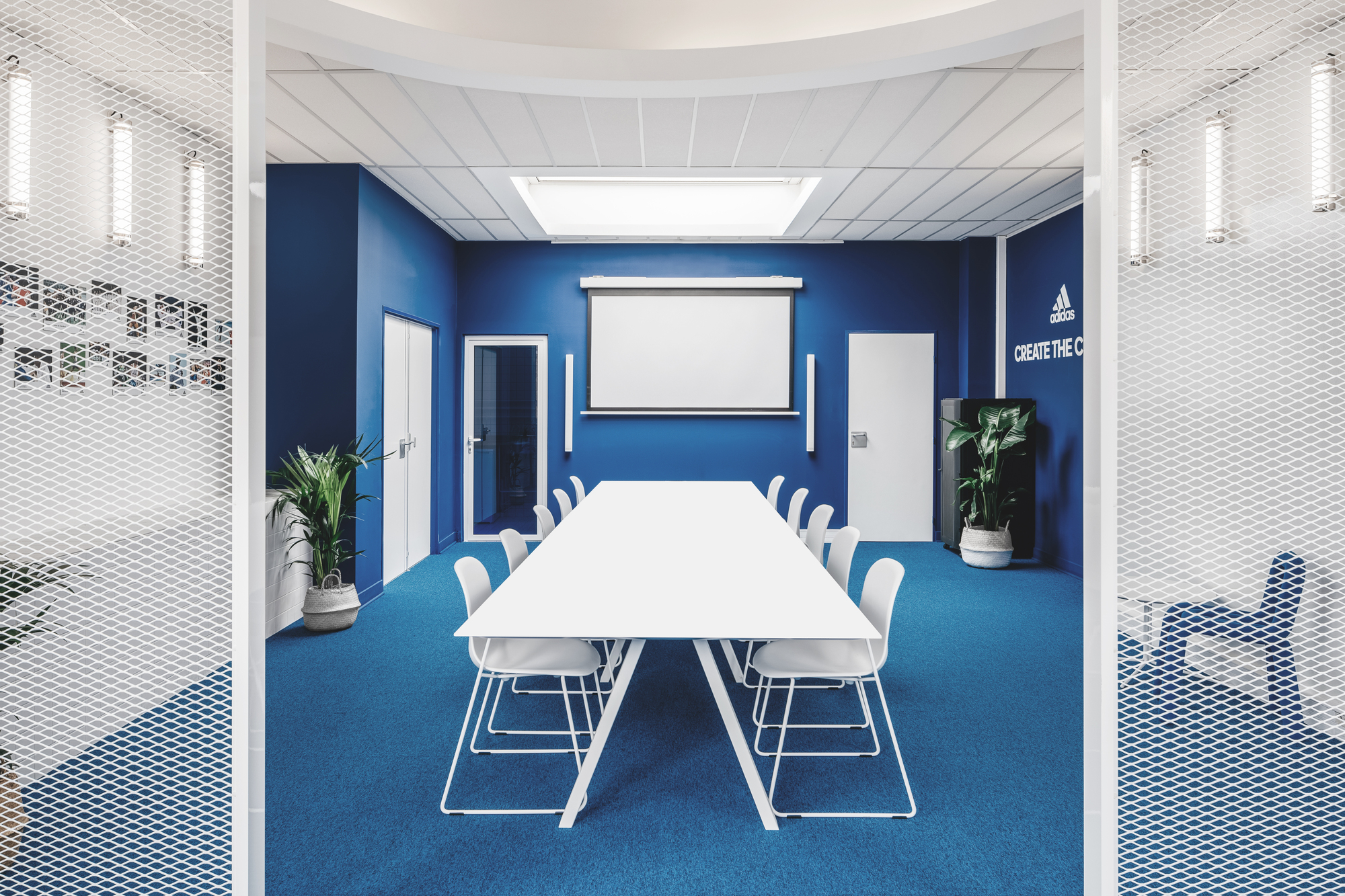 ADIDAS X INSEP Space / Ubalt architectes-17