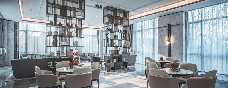 商丘绿地城售楼处-26