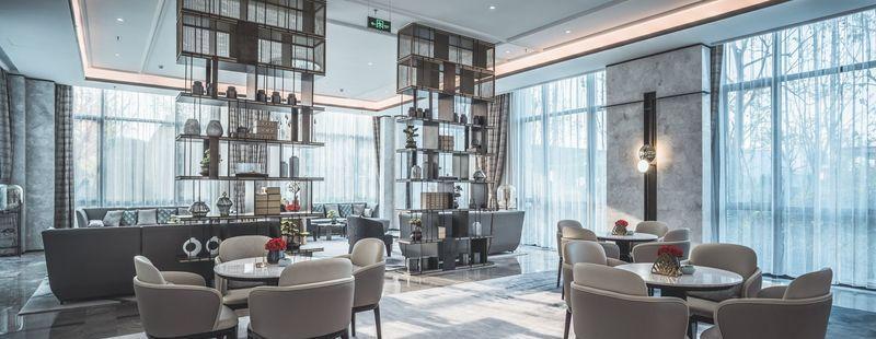 商丘绿地城售楼处-26