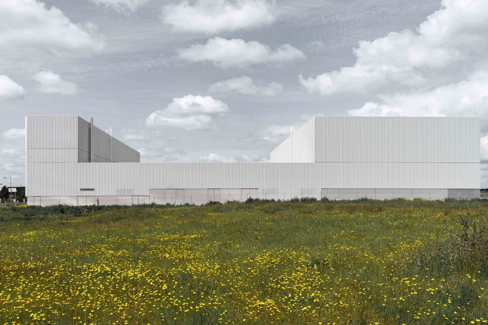 181 UNOLAB 总部大楼，西班牙 / FRPO-4