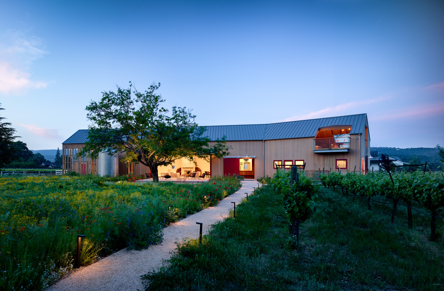 加州纳帕谷仓的多功能设计-40