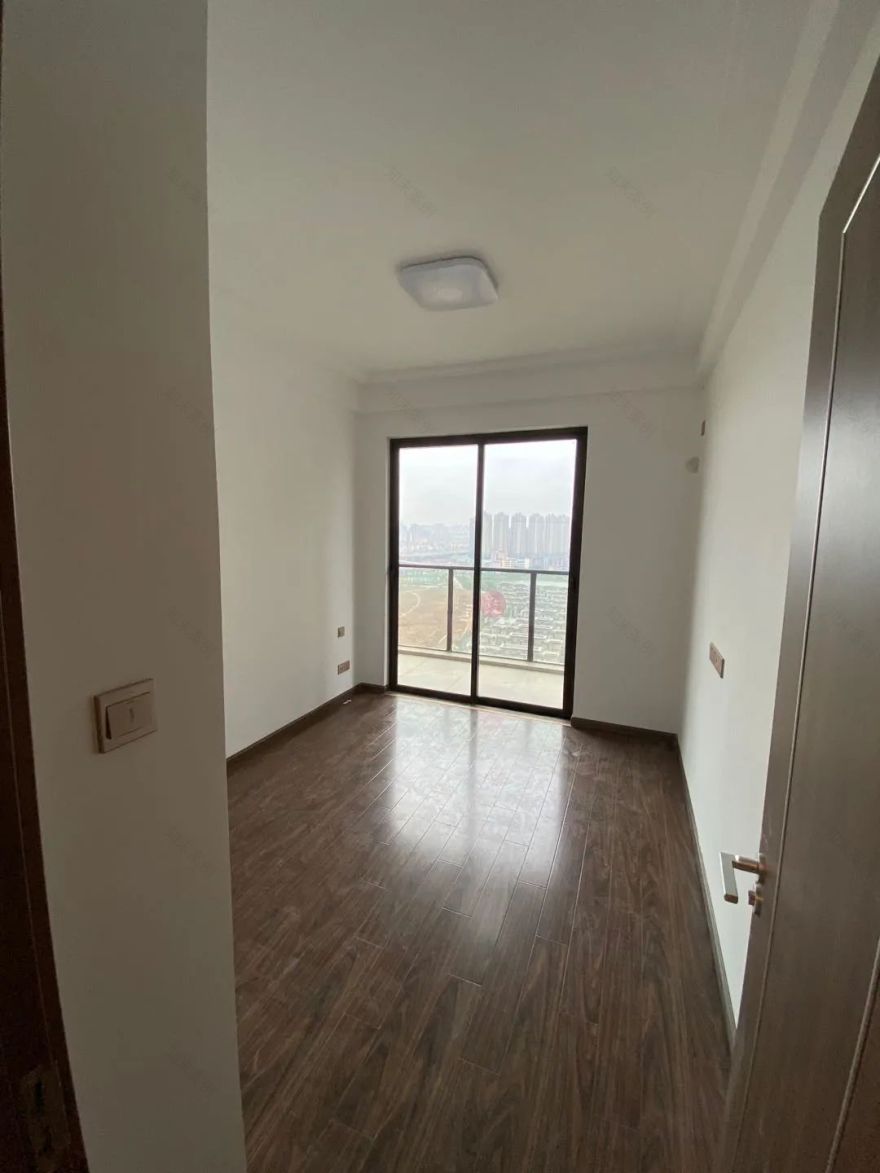 李佳眉设计 | 精装房大改造,黑白灰的简约空间-131