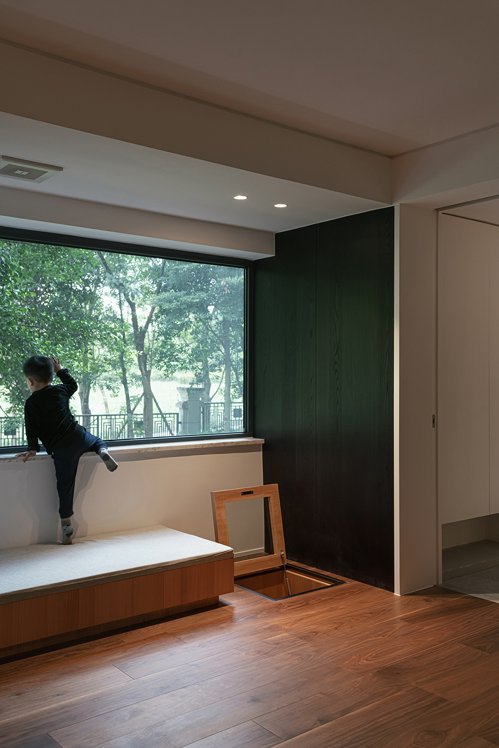 原木之魅 | 季意空间设计带来的温馨宁静居住体验-23