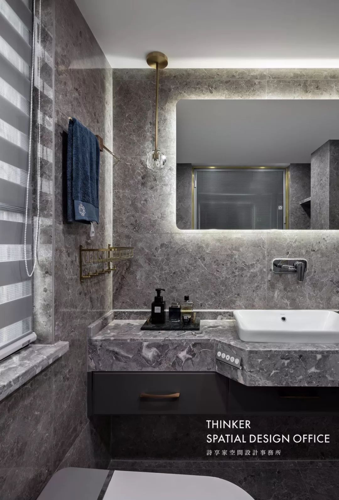 温柔色彩&精致线条,大男孩的治愈系美宅-75