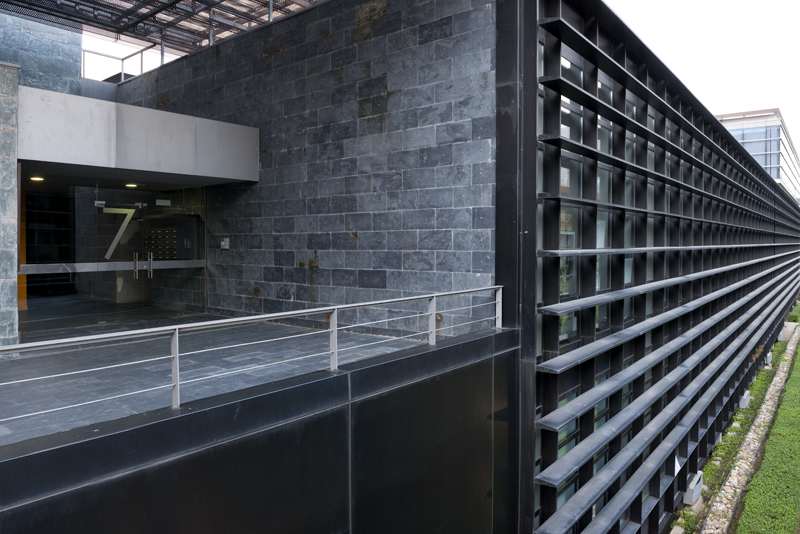 白色简约风 AAA 工作室丨APARICIO Y ASOCIADOS ARQUITECTOS-22