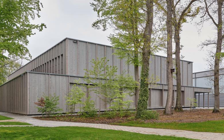 森林中的游戏厅丨德国-14