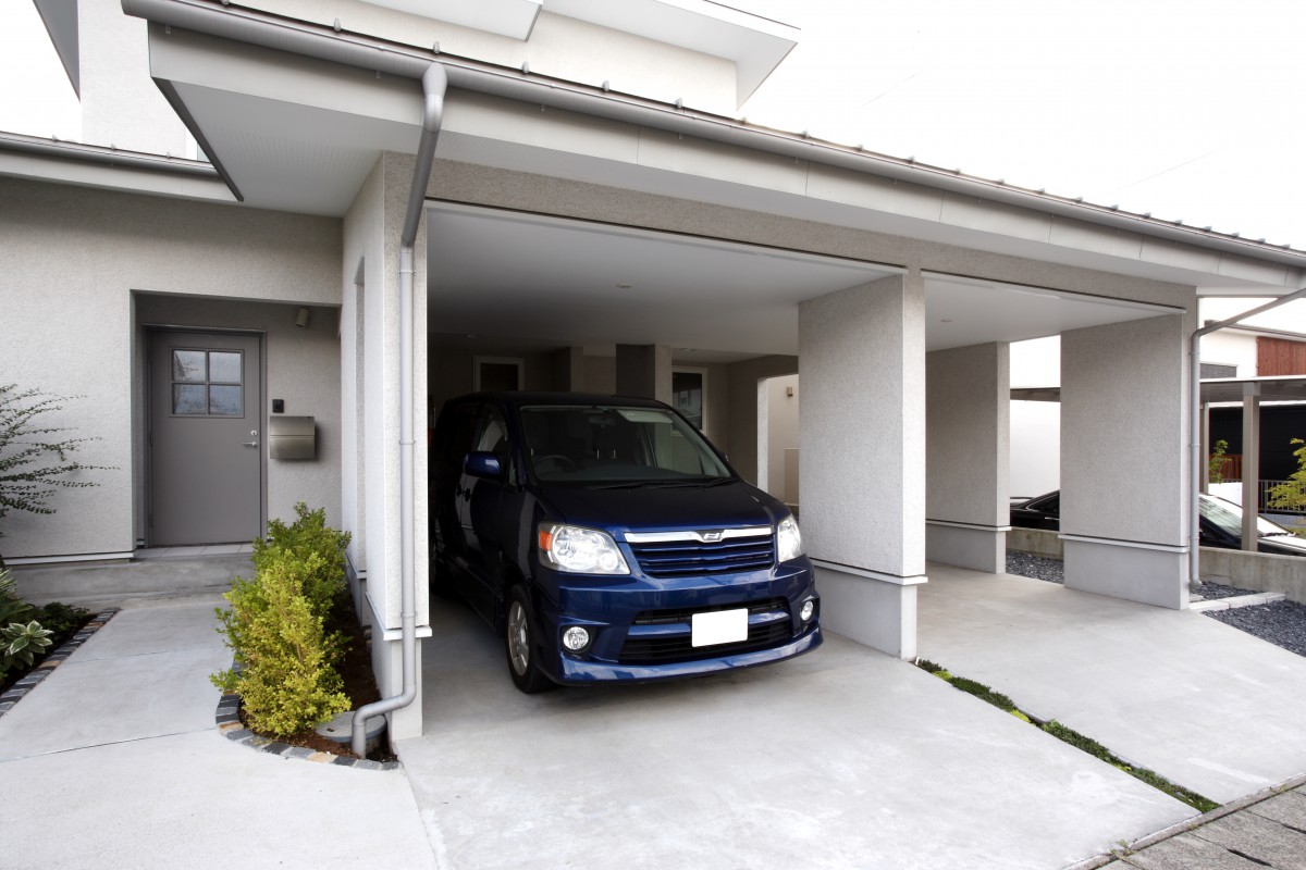 緑の借景が美しいガレージハウス丨（有）ヨシダクラフト,（有）枝川設計-33