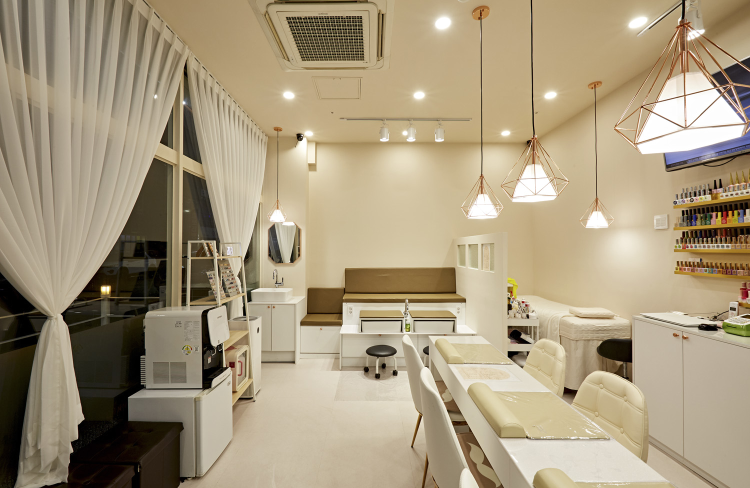 现代简约风小清新店铺设计-4