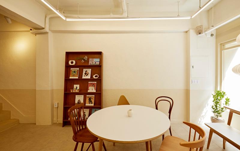 36 坪现代简约家居咖啡馆设计-12