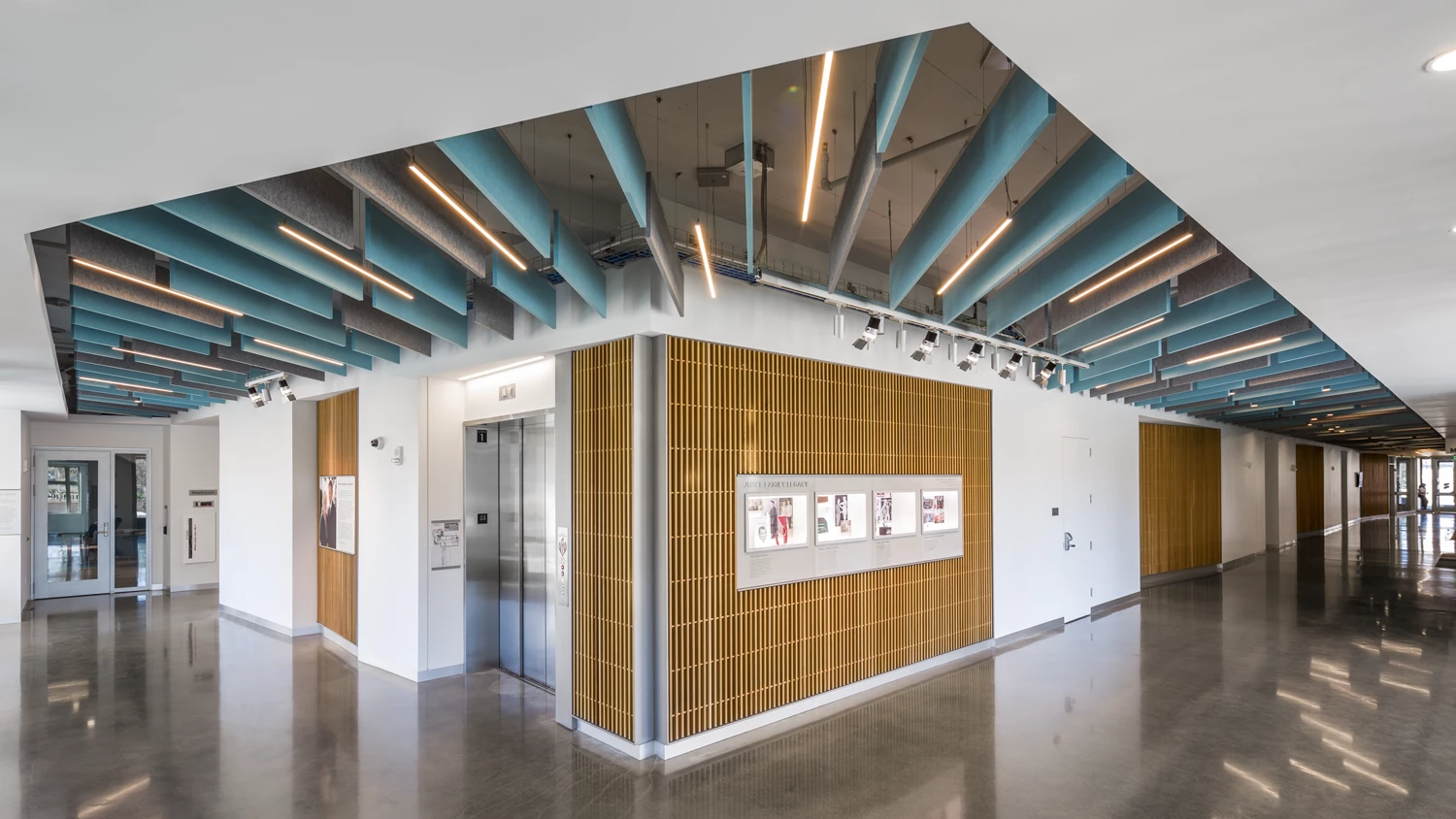 华盛顿大学朱贝尔厅-34