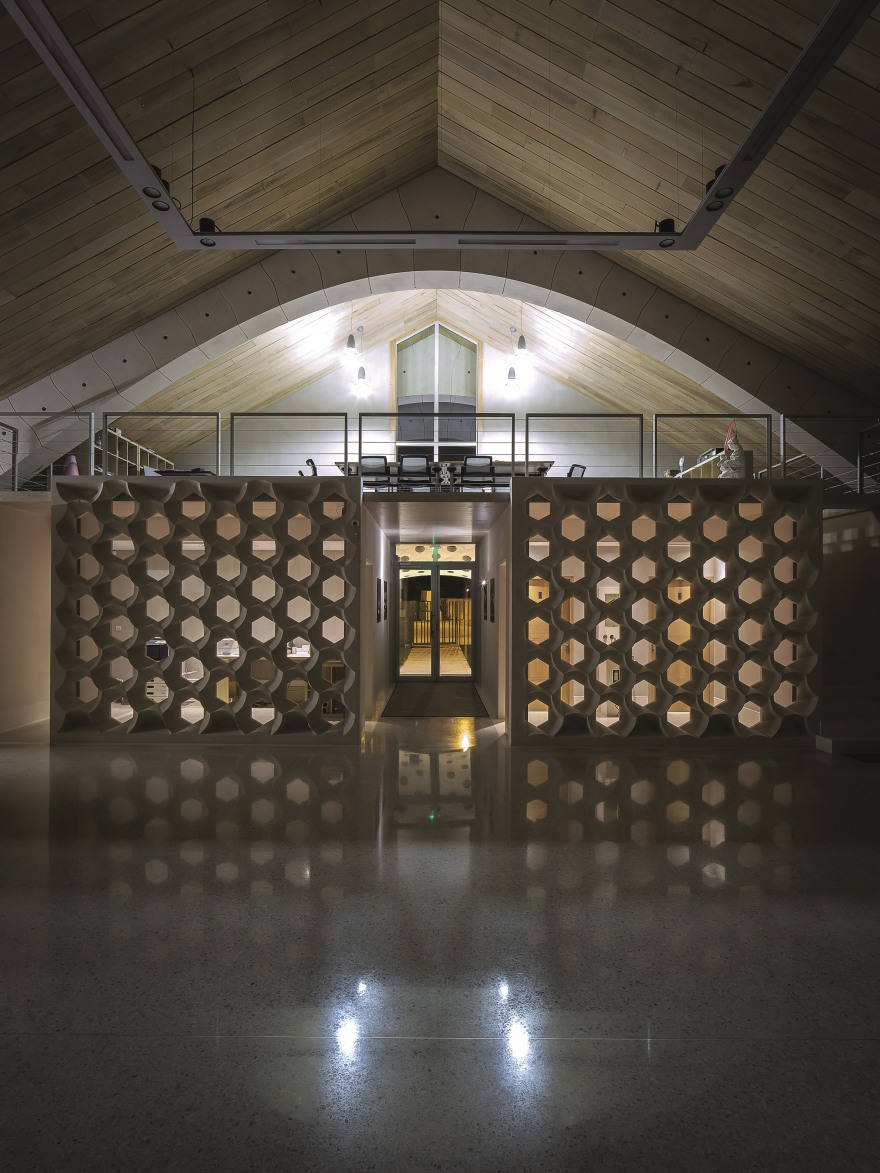 创新石拱结构,打造环保办公空间-14