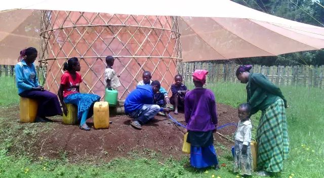 非洲“花篮”供水设计,竹条编织 Warka Water 成取水利器-63