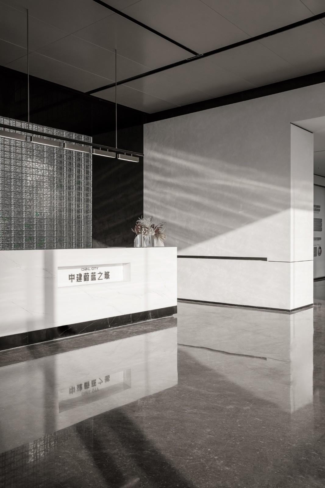 梦想之境 · 济南中建东孚蔚蓝之城营销中心设计丨中国济南丨蔡保兵室内设计-0