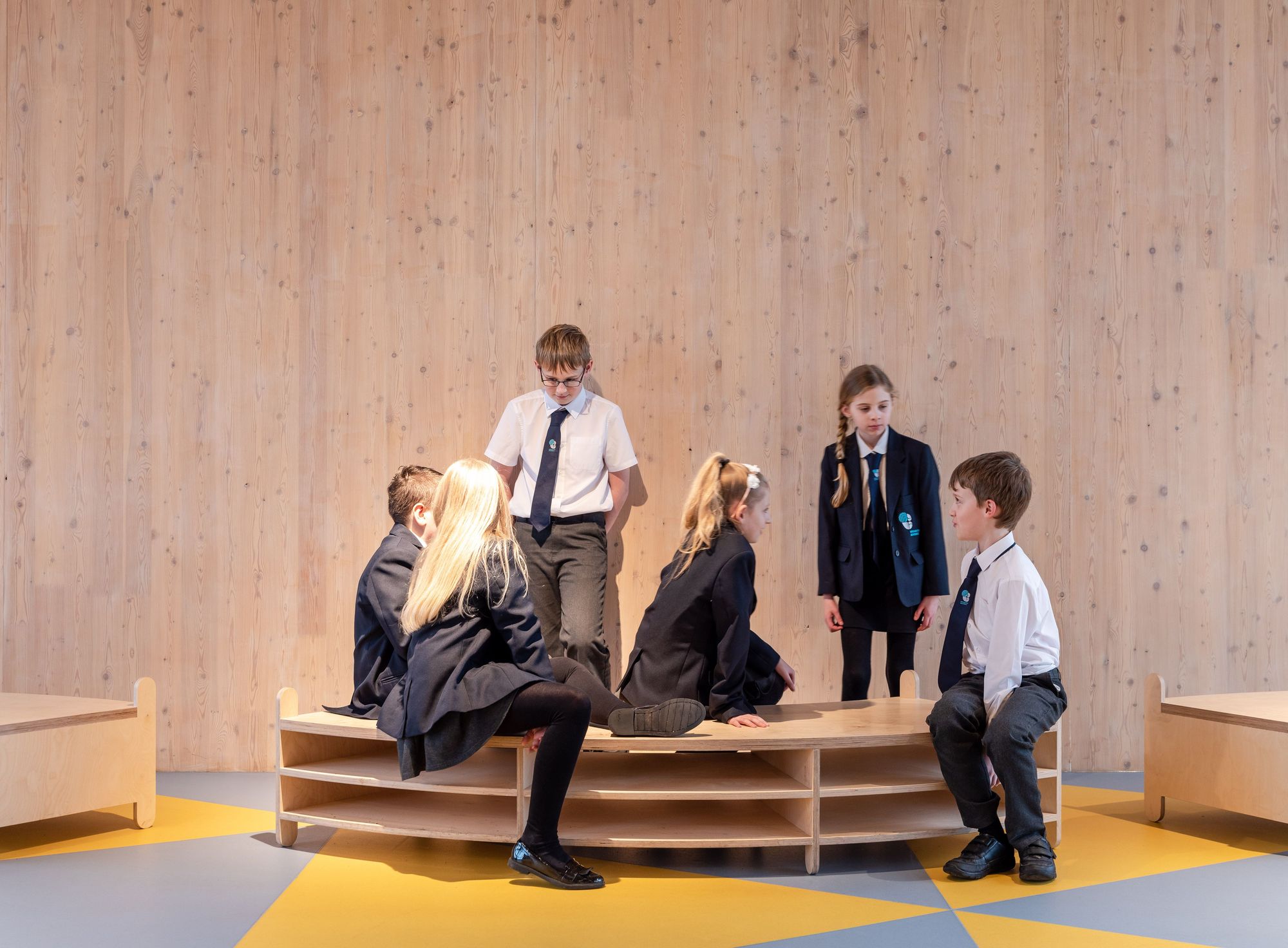 Wroughton Academy / DK-CM-20