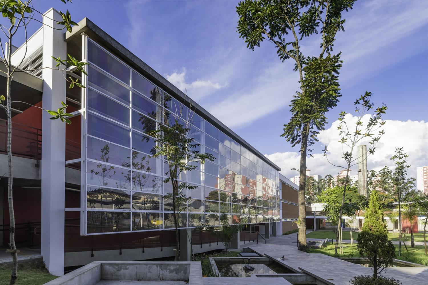 圣玛丽亚中学 | 曲线之美，教育之光-2