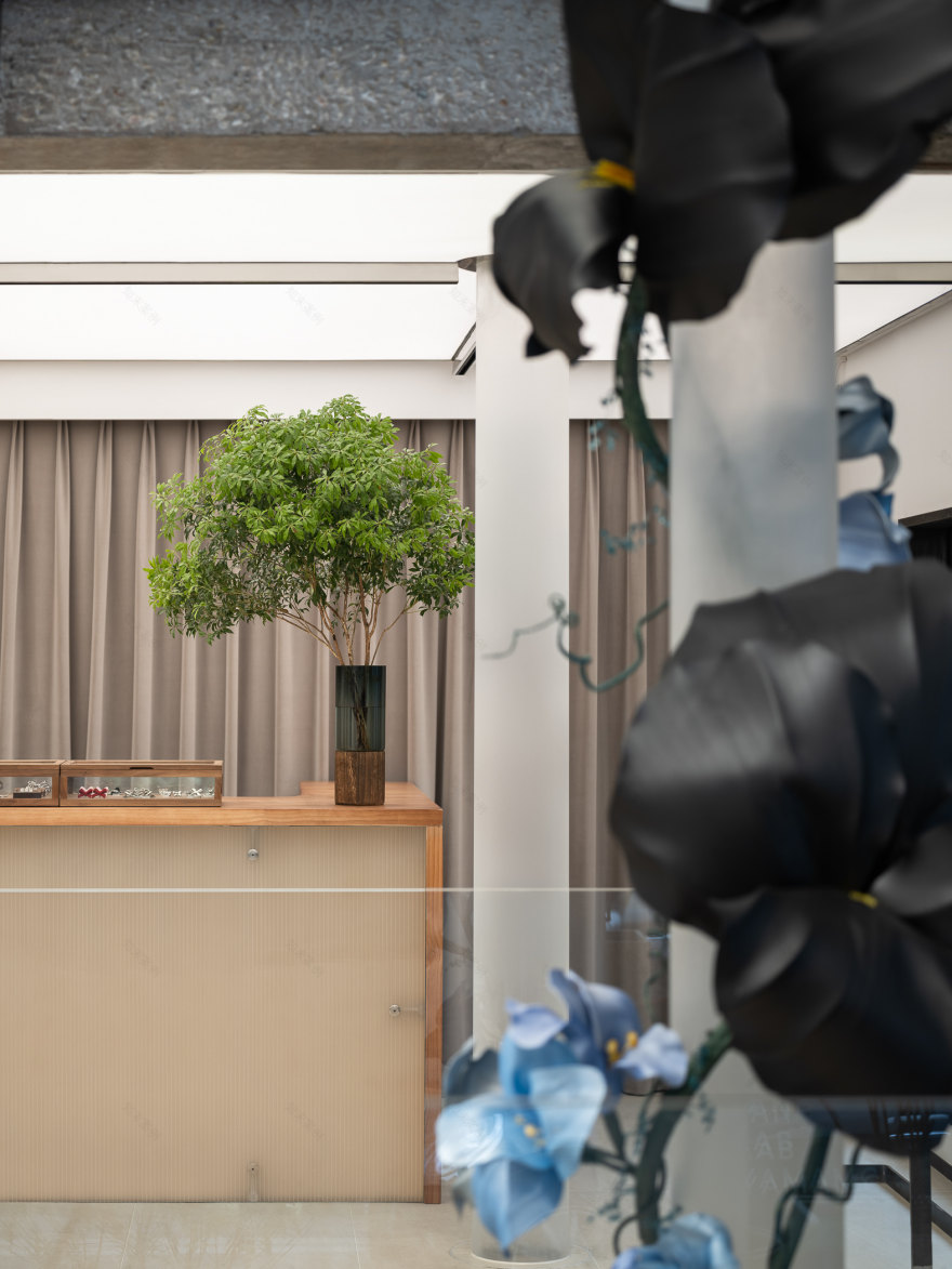 CASTING Multi-brand boutique | CASTING品牌集合店-33