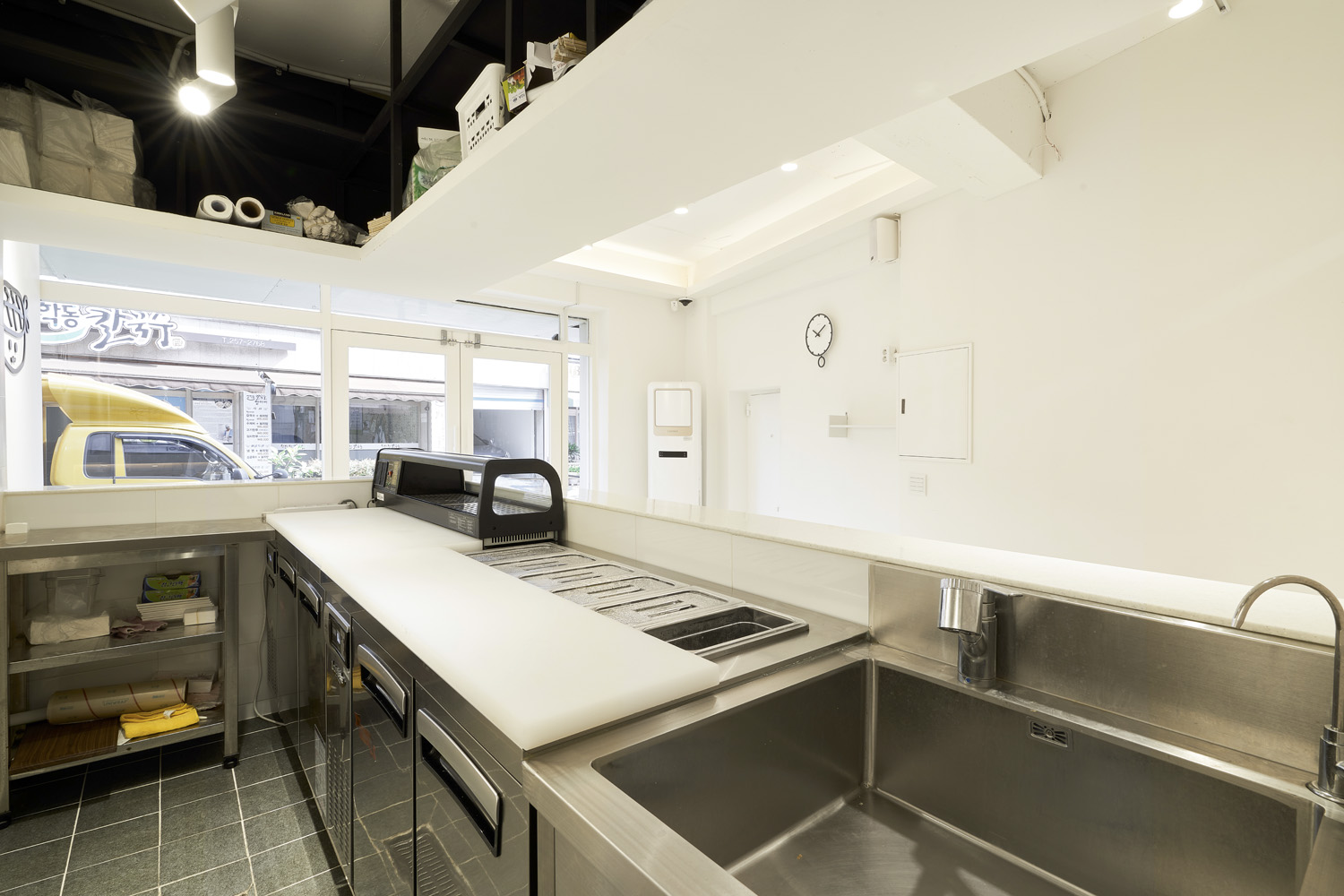 十平米日式餐厅，打造轻松休闲空间-13