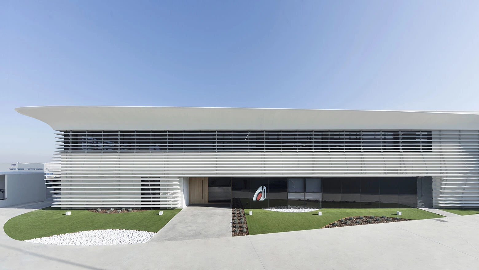 白色蝴蝶结丨西班牙巴伦西亚丨onside | architecture-40