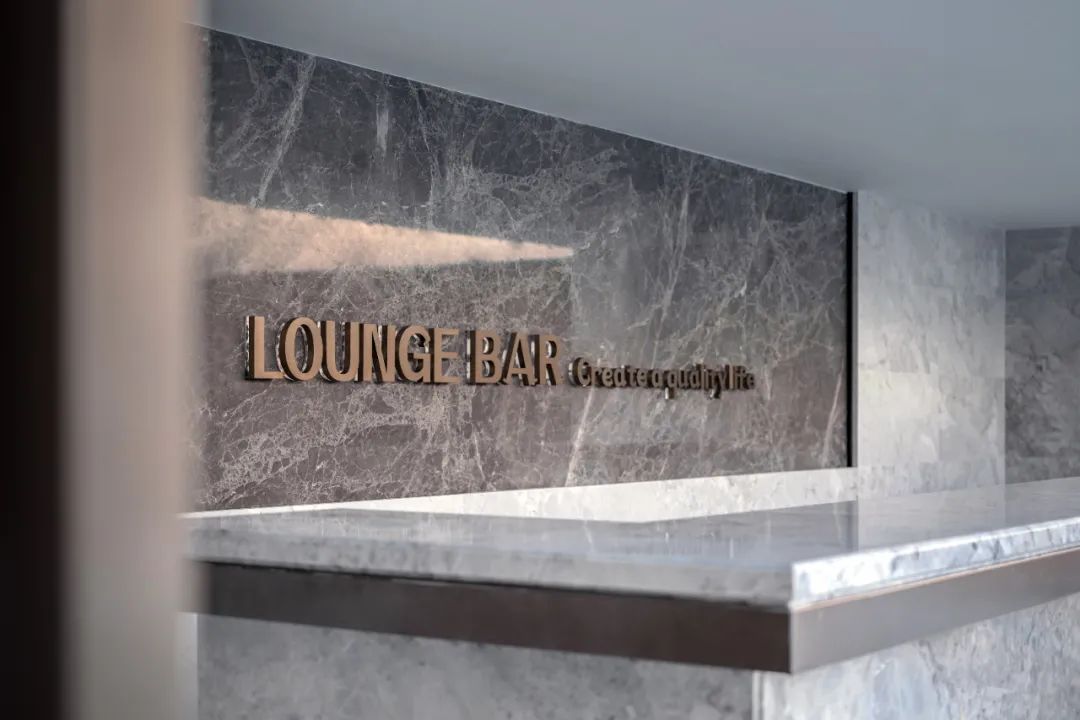 藏珑大境 | 悬浮泳池与自然共生的空中花园-59