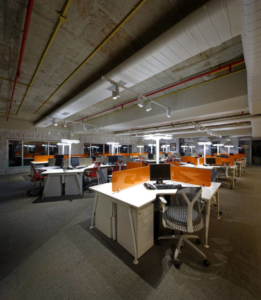 由于不清楚这个特定词汇 Alufit 所指的具体场景和专业领域,难以给出准确翻译这里暂时提供错误提示,它可能是一个商标名、产品名等,需要更多背景信息才能唯一准确地进行翻译 丨印度班加罗尔丨FADD Studio-29