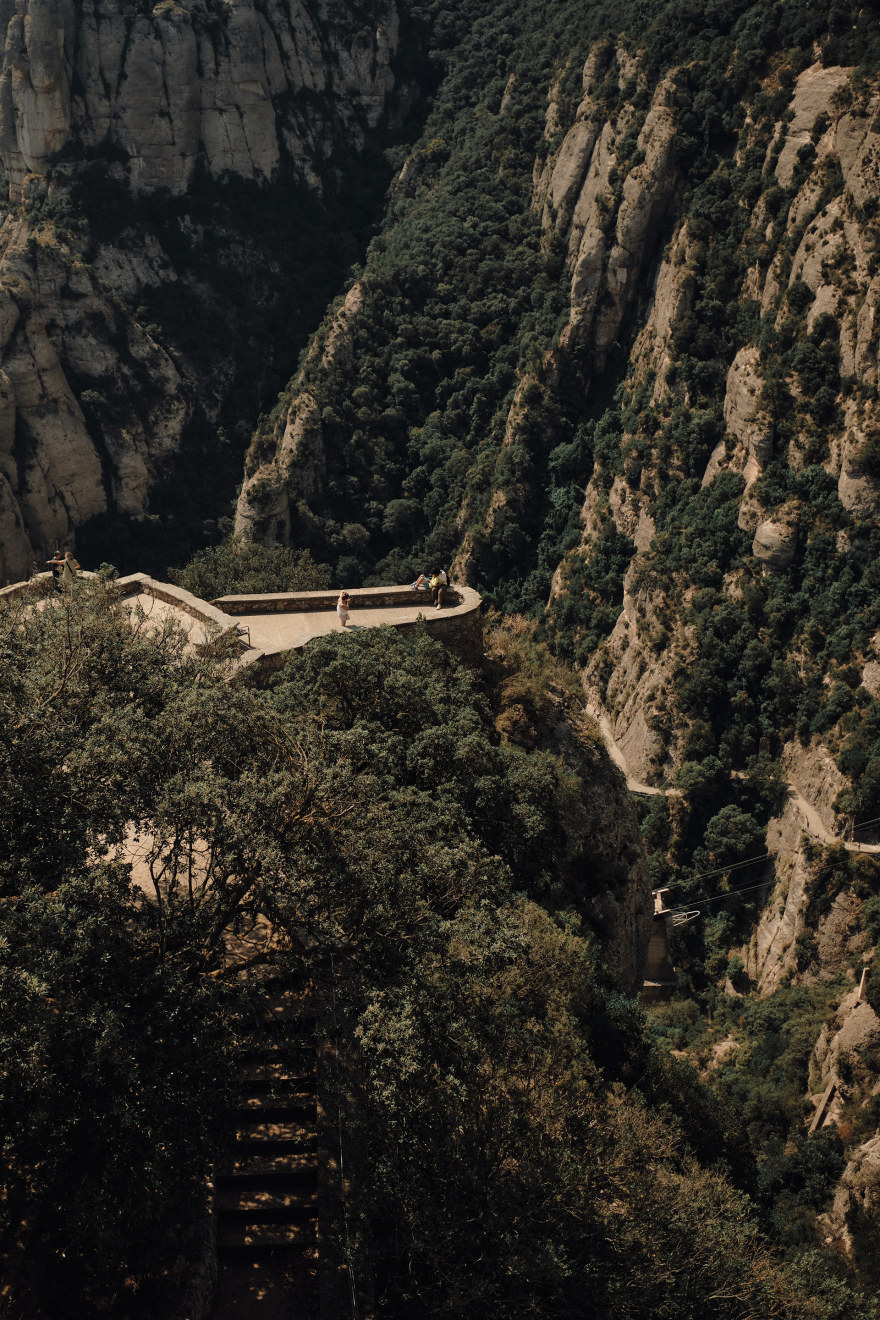 圣山蒙特塞拉特丨西班牙巴塞罗那-6