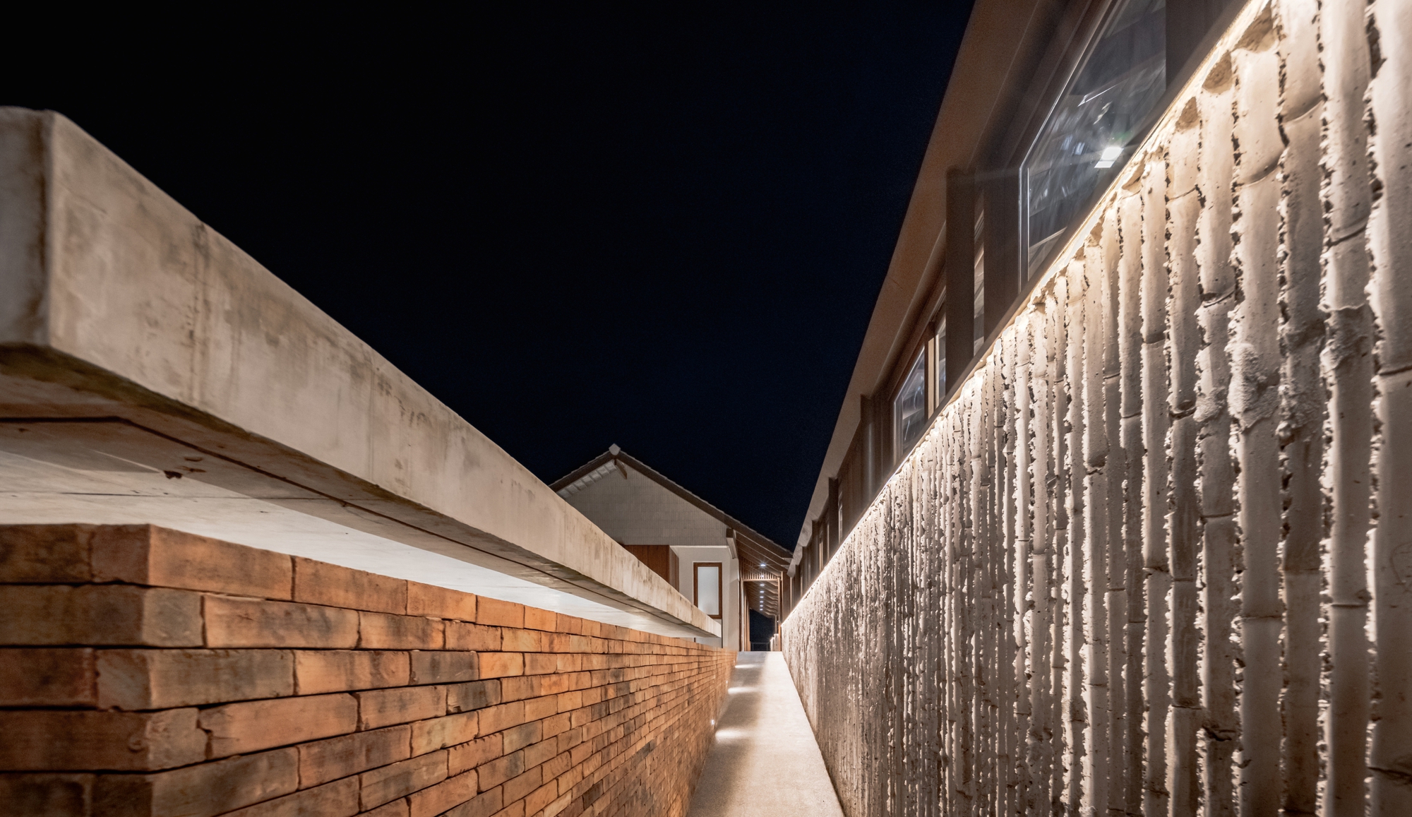 班苏德塞恩苏克（注：这是音译，Baan常见有村、屋等含义，SudSaenSuk可能是特定名称） 丨泰国清莱丨BodinChapa Architects-45