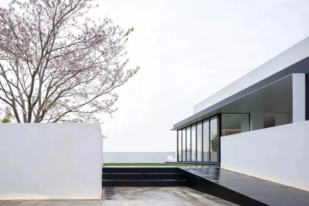 刘雯 700㎡极简工作室丨W.DA 王践设计-15