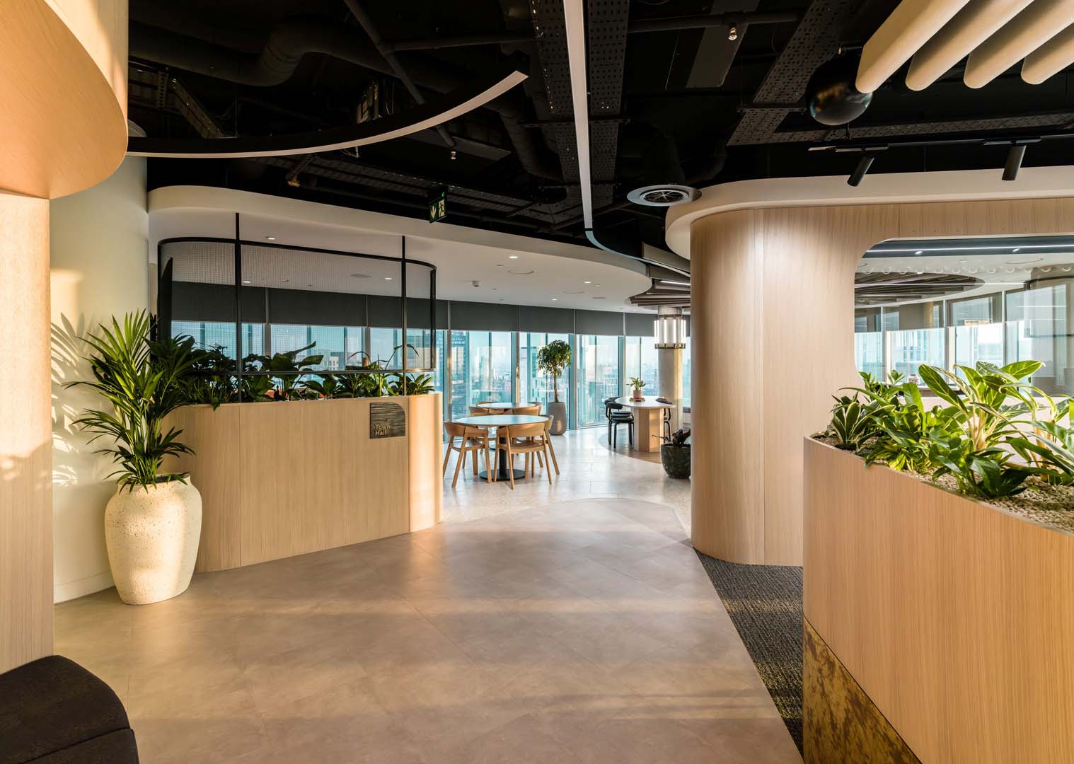 丨英国曼彻斯特丨SpaceInvader-7