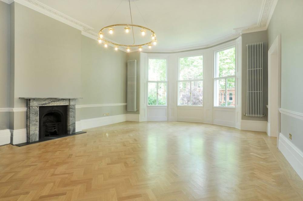 A Light Filled and Tranquil Apartment in South Kensington-0