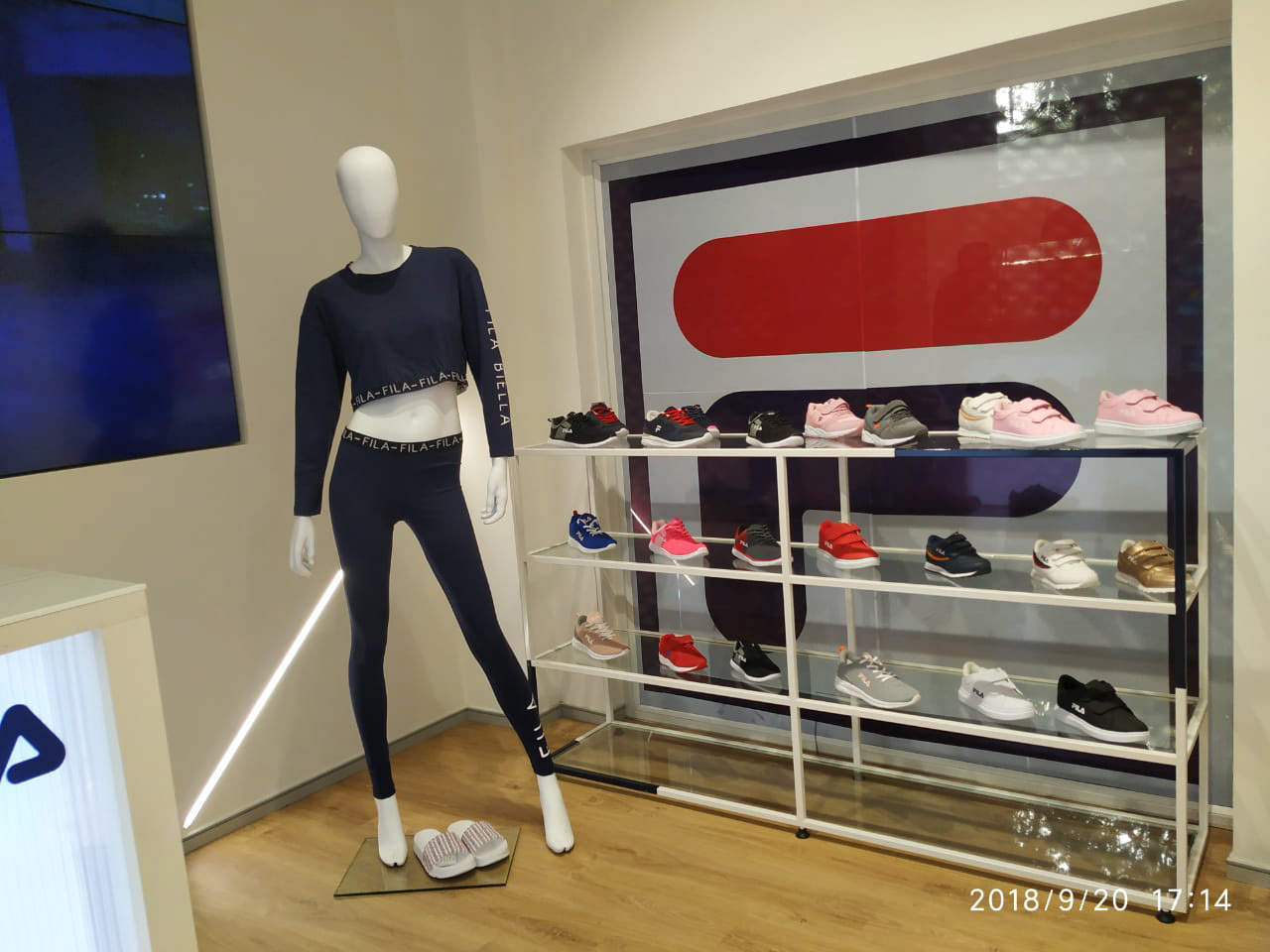 FILA 零售店丨4 Dimensions 零售设计-10