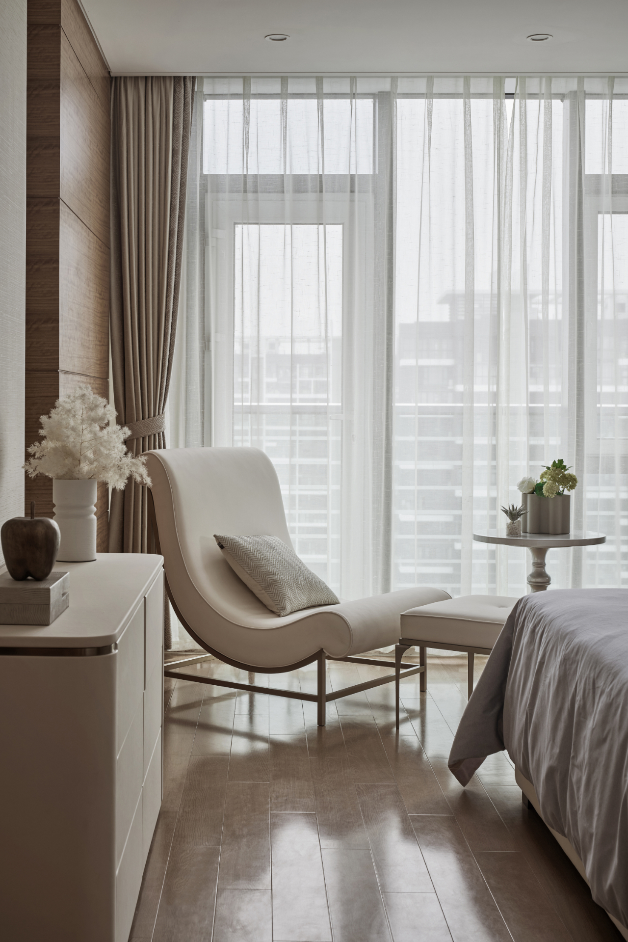 杭州和洛空间设计 | 700㎡港式别墅,精致木质栖所诠释怀旧情怀-29