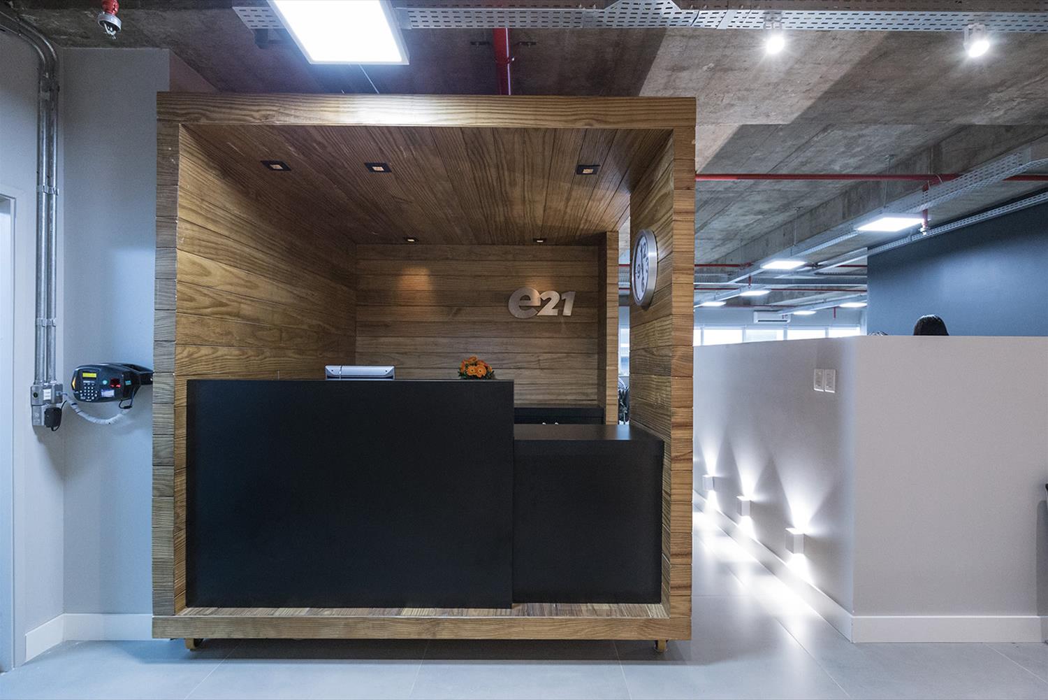 巴西 E21 多媒体通信公司办公室-1