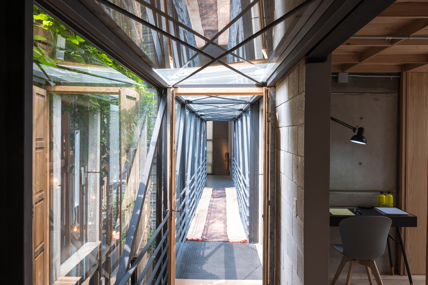 空间假肢 | 激活公寓潜力的木结构脚手架-19